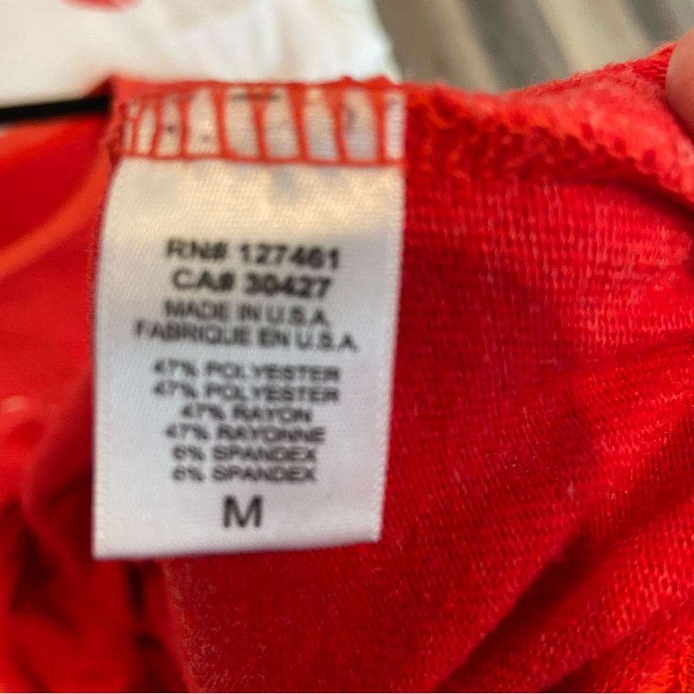 WILDFOX Baggy Beach Jumper Red Amore Heart Sweatshirt Medium - Picture 5 of 6
